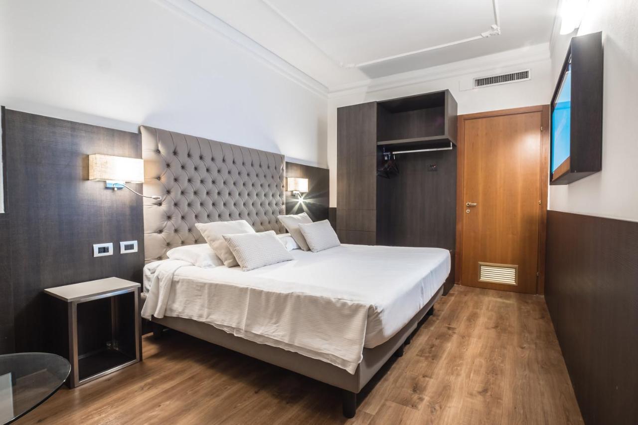 Hotel Mythos Milan